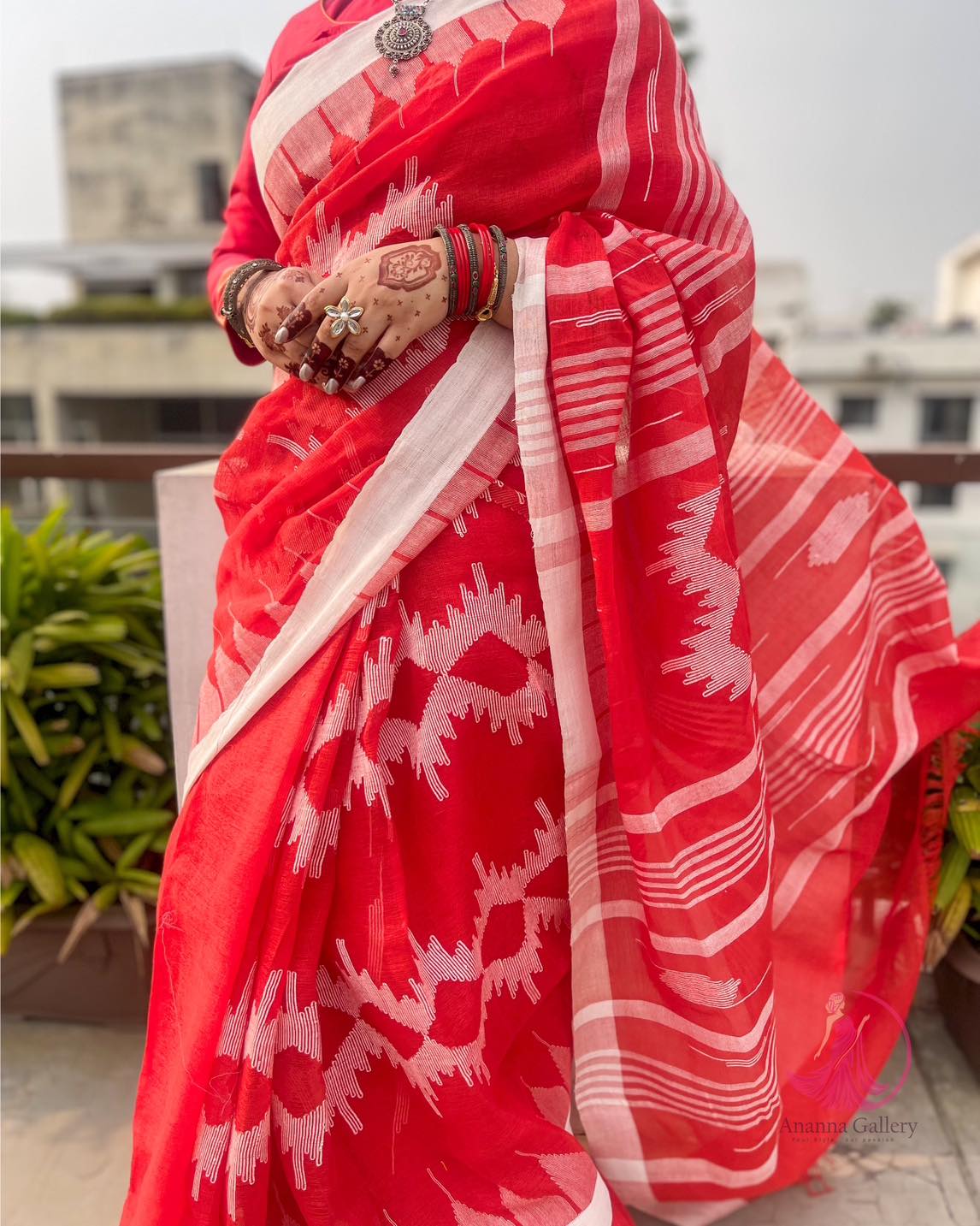 Red Bliss Monipuri Saree - Image 3